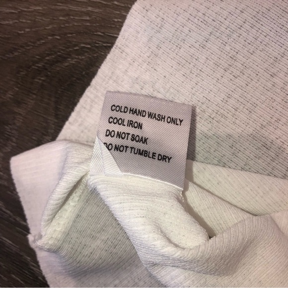 Princess Polly King Cobra Snake White Crop Tank Top Size 2 NWT Womens Small - Picture 8 of 8